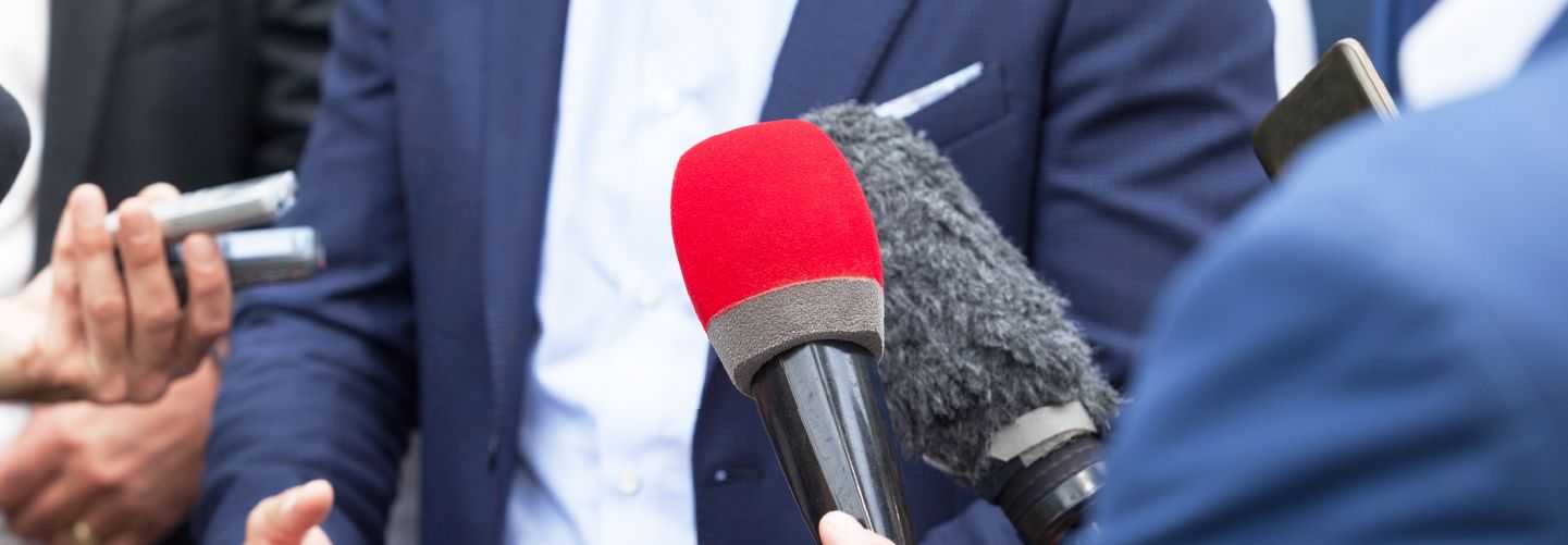 COMUNICACIÓN PÚBLICA EFICIENTE: ESTRATEGIA, PROCESOS Y EQUIPOS EN ACCIÓN